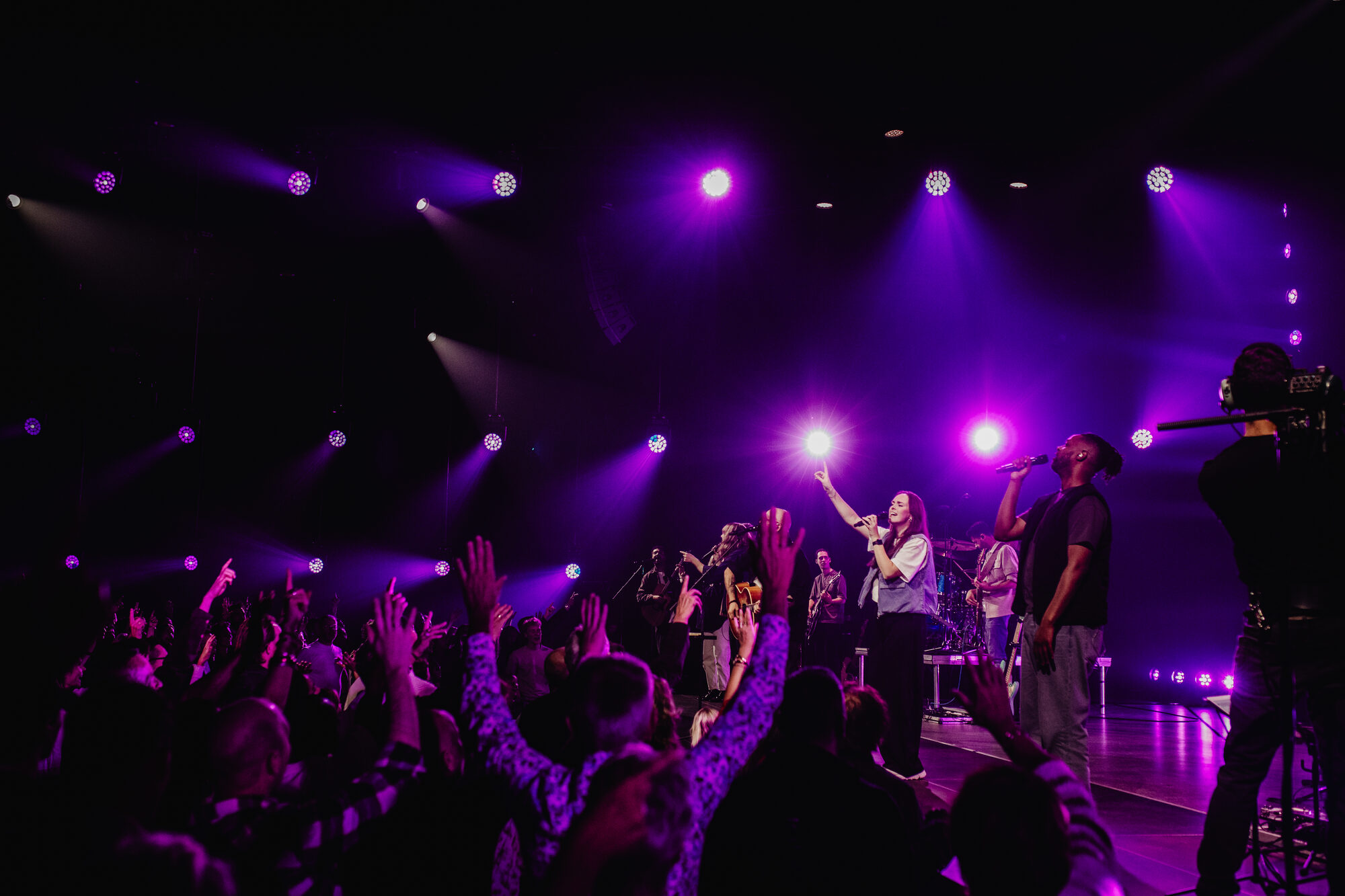 Overzicht van de zaal met publiek tijdens de live-opname van Jezus Messias